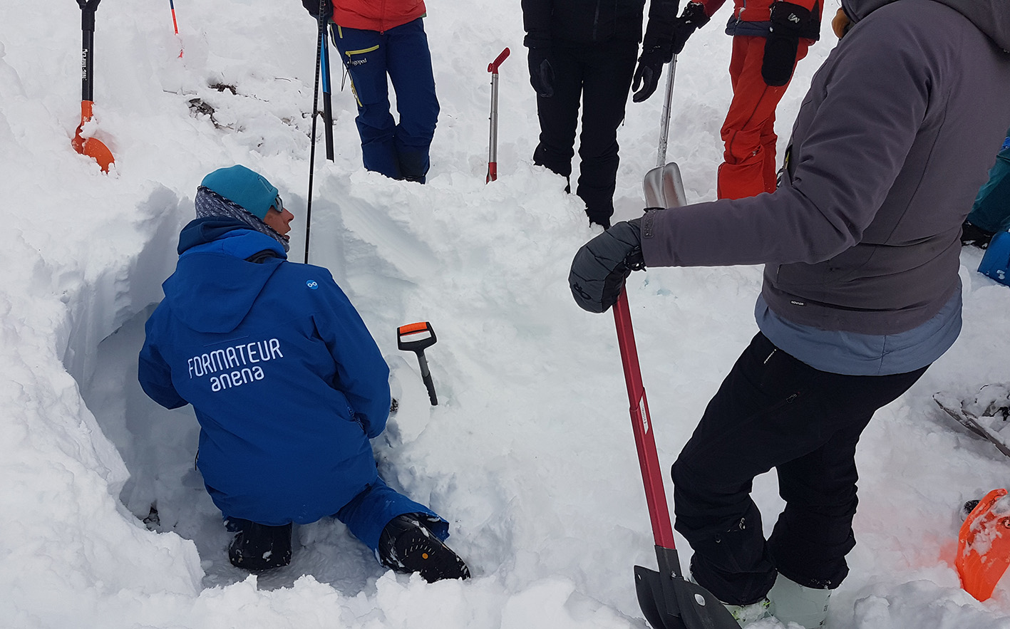 entrainement-recherche-victime-avalanche formation recherche avalanche