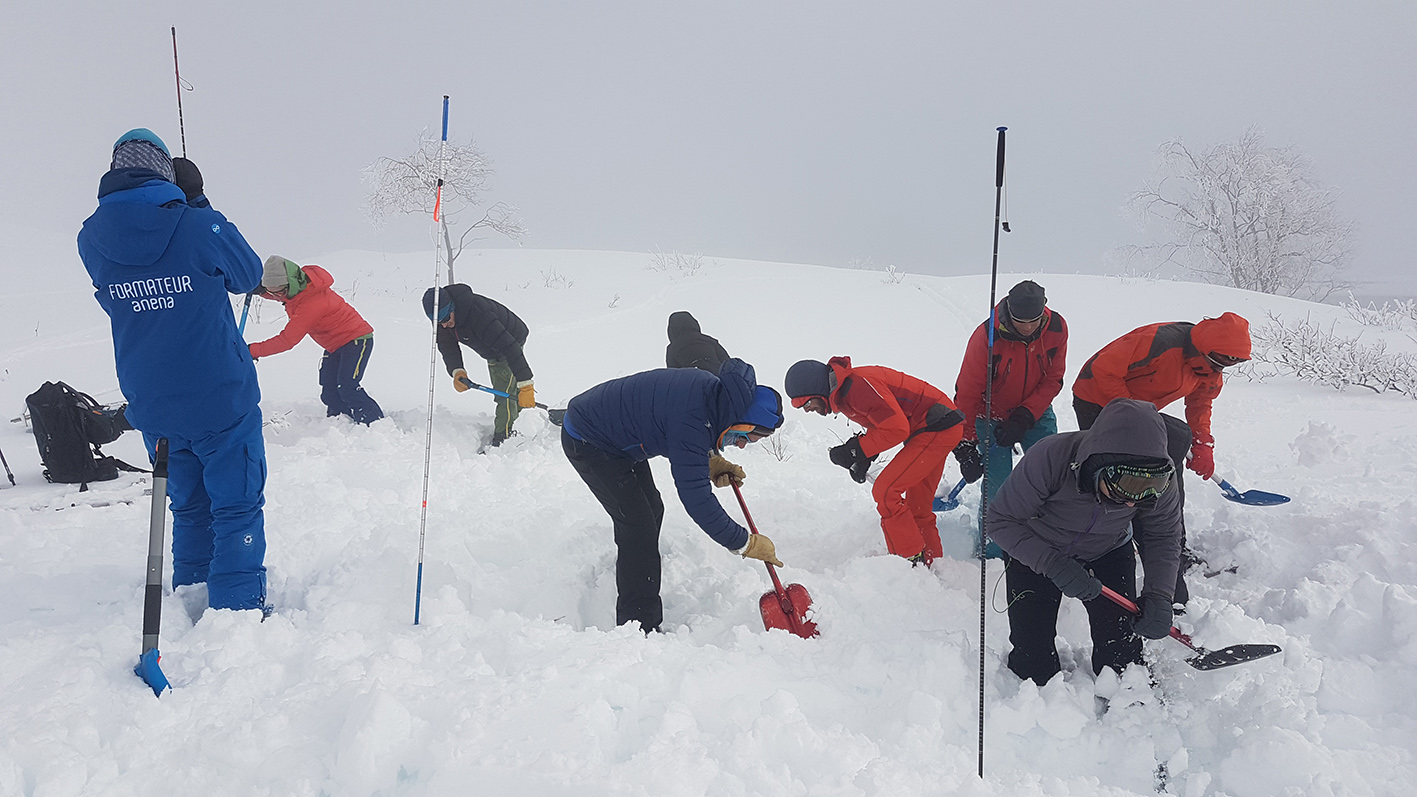 formation-recherche-avalanche-anena recherche victime avalanche